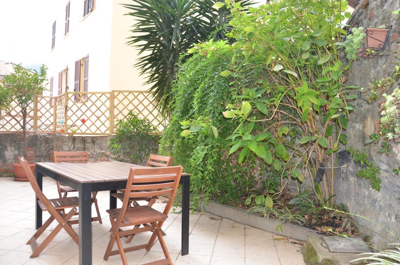 La Finestra Di Fronte Apartment Специя Екстериор снимка